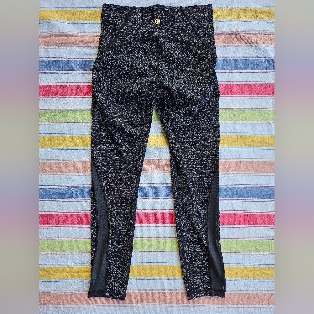Lululemon Athletica Black With White Dots Cropped Leggings